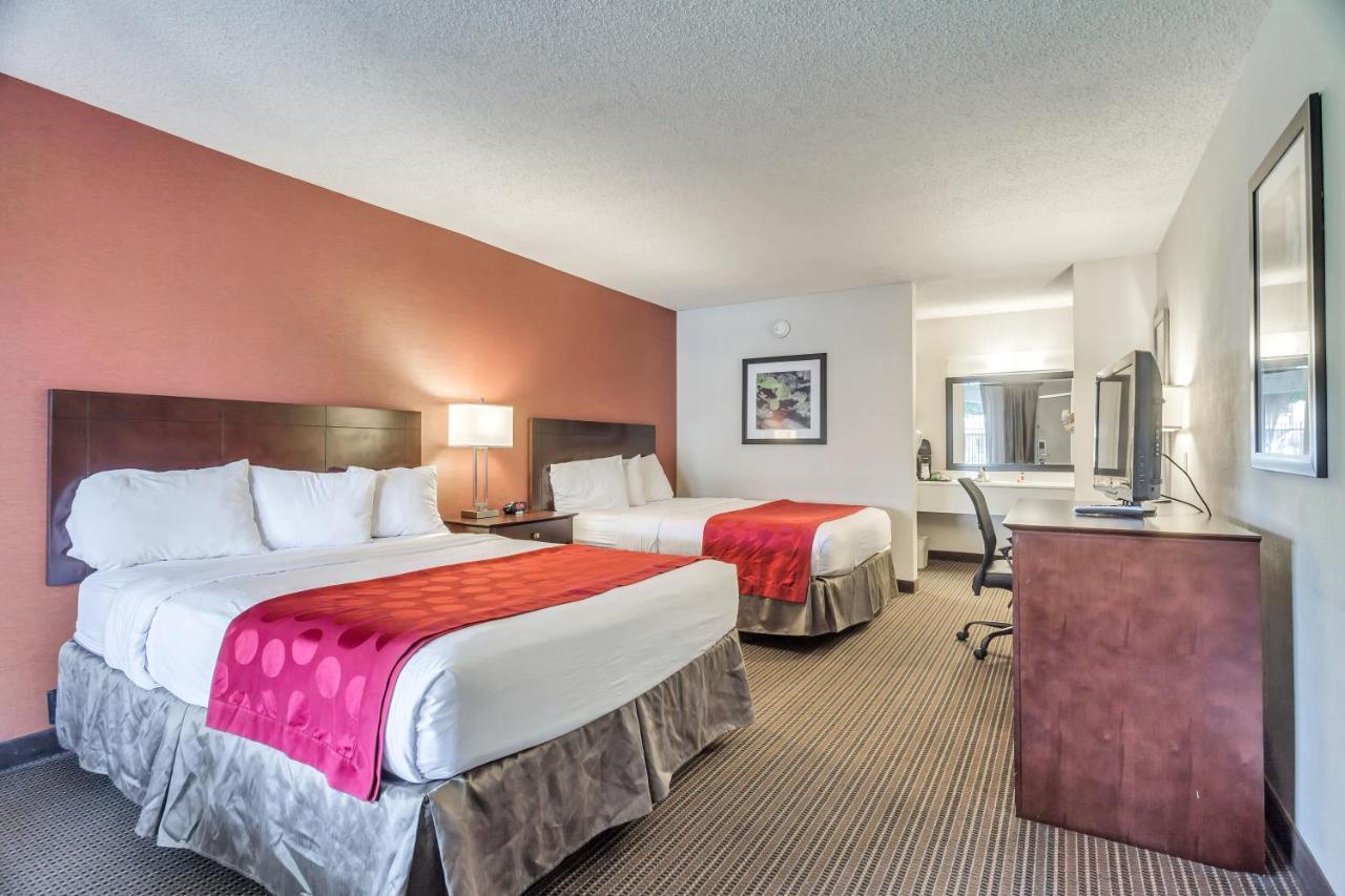 Ramada By Wyndham Salt Lake City North Temple Экстерьер фото